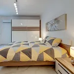شقة Stylish 2br In St Julians سانت جوليان