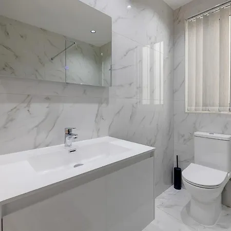 Apartamento Stylish 2br In St Julians