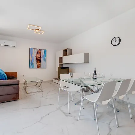 Stylish 2br In St Julians *