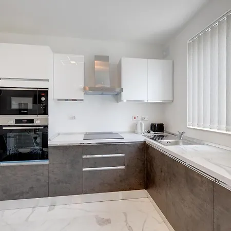 Daire Stylish 2br In St Julians