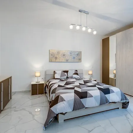 Stylish 2br In St Julians Saint Julian's